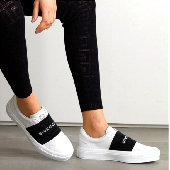 Givenchy sneaker women size 5(35) - Picture 1 of 4